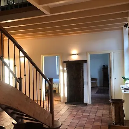 In Verbouwde Boerderij, Een Eigen Slaap En Zit Kamer, Eigen Douche En Toilet, Terras Met Gedeelde Ruime Hal B&B *